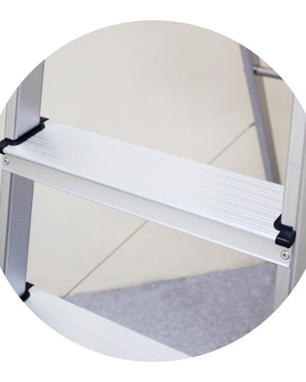 ESCALERA  ALUM TIJERA PLATAFORMA 5 PELD (Modelo: 807-05)