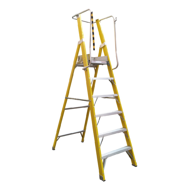 ESCALERA FIBRA V. PLATAFORMA 6 PELDA CON BARANDA (Modelo: EFP-06)
